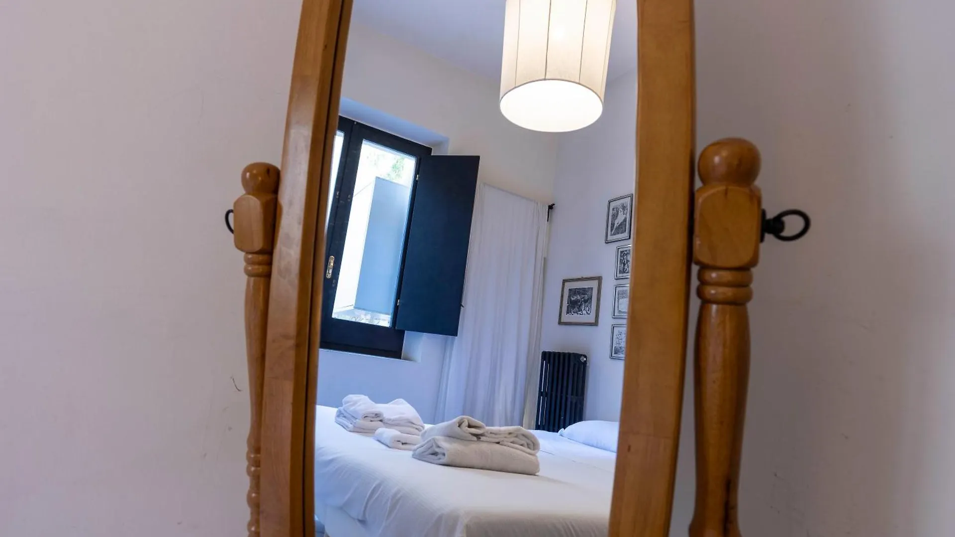 Sant'Ambrogio Cozy House Apartment Florence Italy