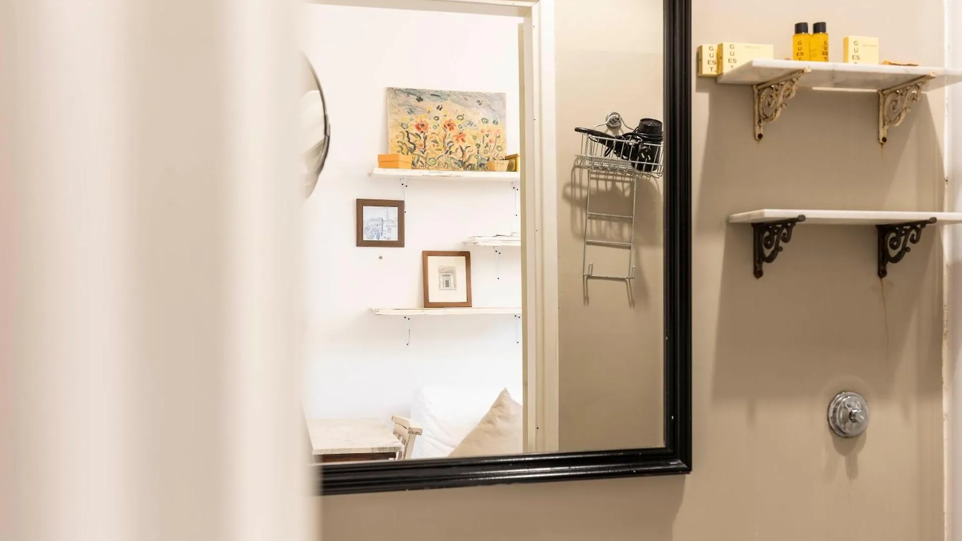 Sant'Ambrogio Cozy House Apartment Florence Italy